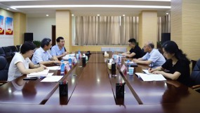  省商務(wù)廳黨組成員、副廳長(zhǎng)張永洪一行到訪甘肅物流集團(tuán)